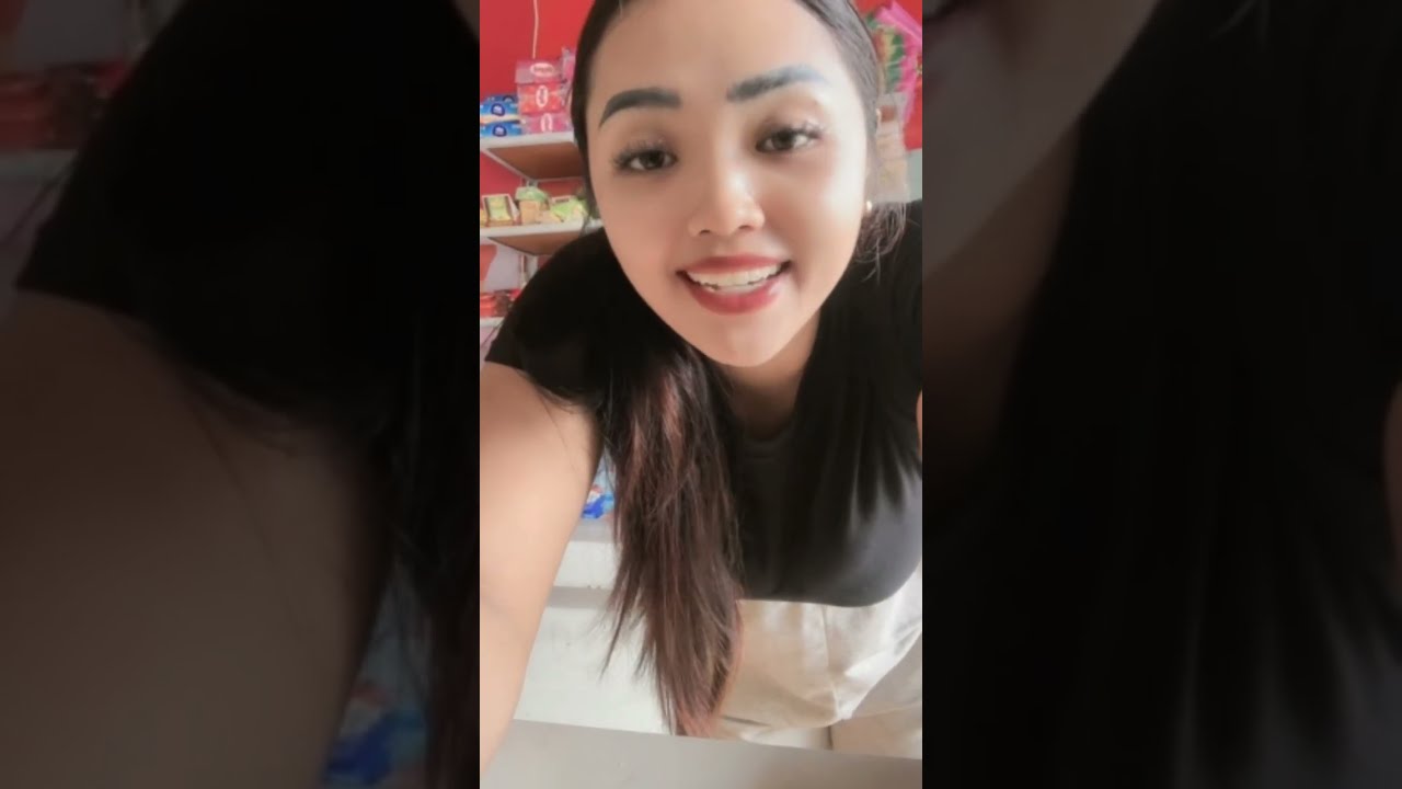 mampir sini temenin bunda cantik jaga warung #bundacantik #mamahmuda #gemoy