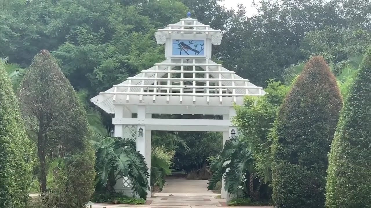 LEU GARDENS ORLANDO TOUR - Beyond The Parks