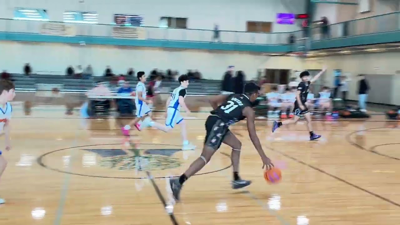 Sun. February 1, 2026, Niles North vs LZ Hoops, 8th.