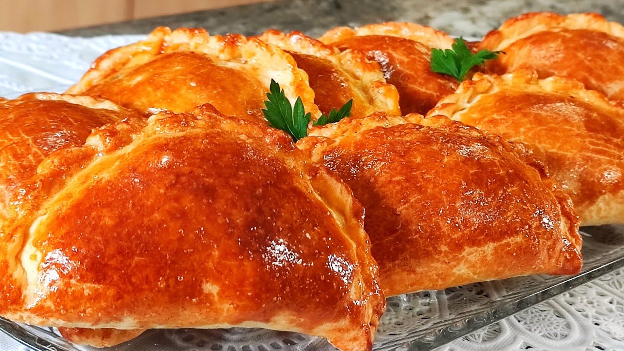 Com 2 INGREDIENTES faça a massa de PASTEL DE FORNO perfeita