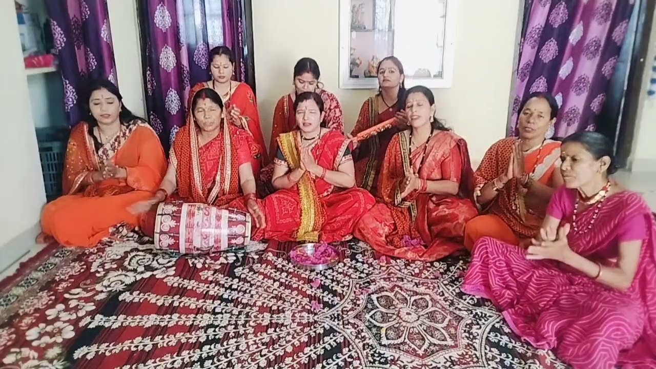 # चैत के नव वर्ष की हार्दिक शुभकामनाएं#चैत का एक सुंदर गीत घुघुती ना बसा#🙏🙏