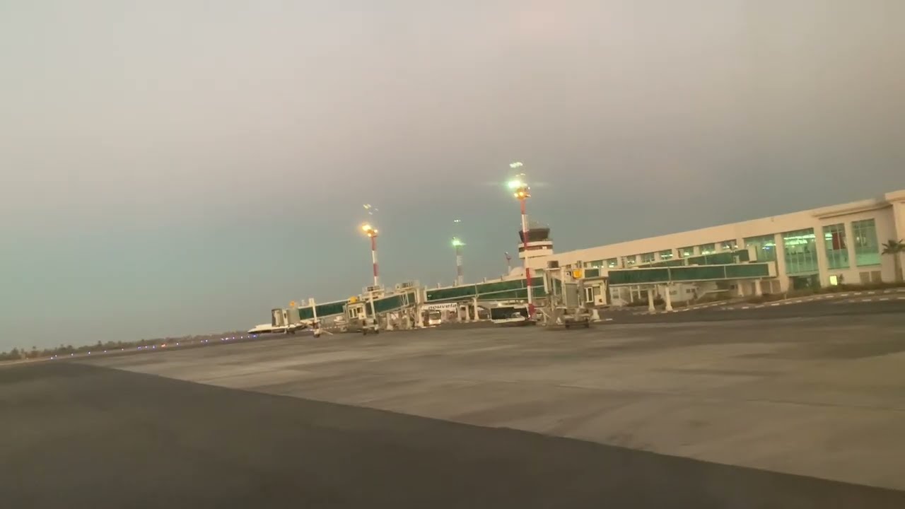 [Flight report] Tunisair - Boeing 737-600 | Lyon Saint-Exupéry (LYS) - Djerba-Zarzis (DJE)