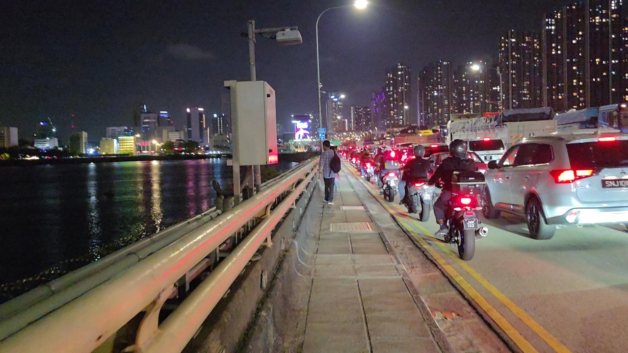 新柔长堤走路过关情况13/2/2026 8:31pm