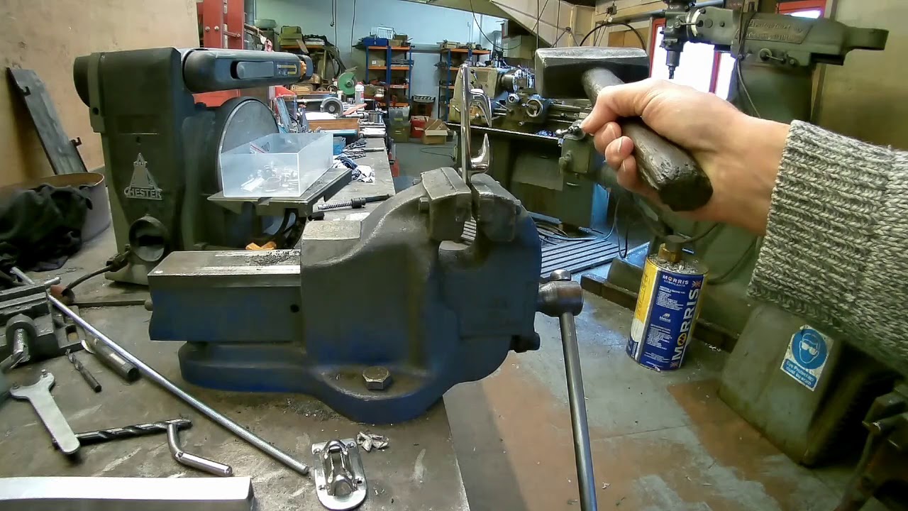Stainless Steel Brittleness Test: Will It Bend Or Will It Break?