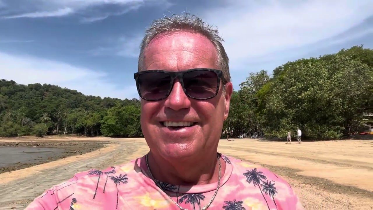 Koh Jum - Scooter day….part One!