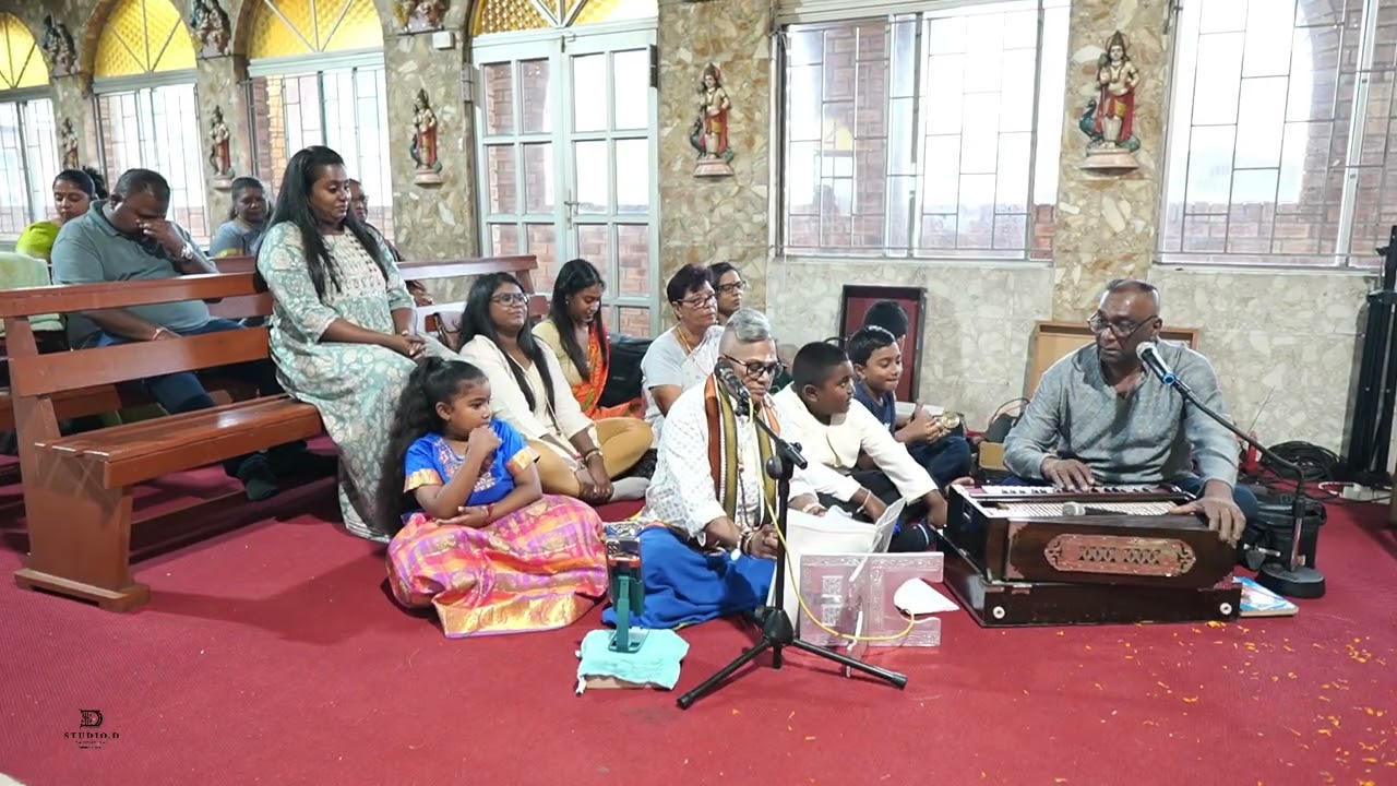Sri Sivan Soobramoniar Alayam  Navrathri Celebrations 6th Day featuring Sri Murugan Youth Khazagam