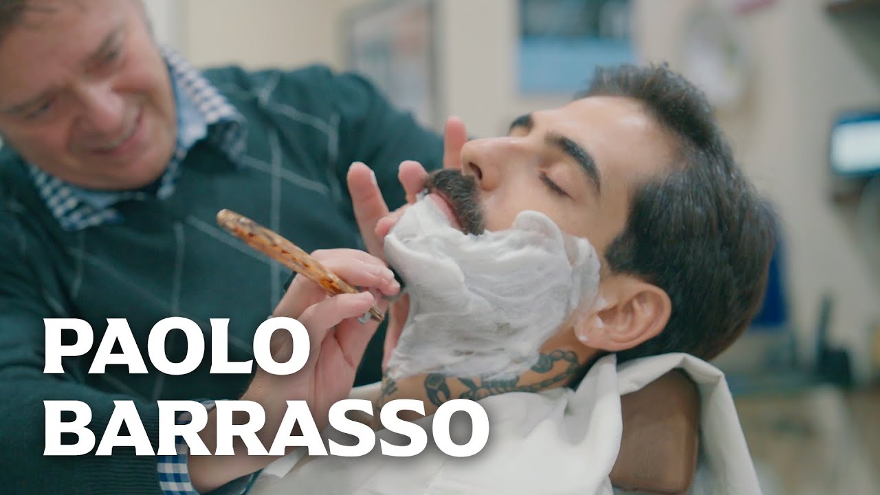 IL MAESTRO DELLA RASATURA TRADIZIONALE 🪒