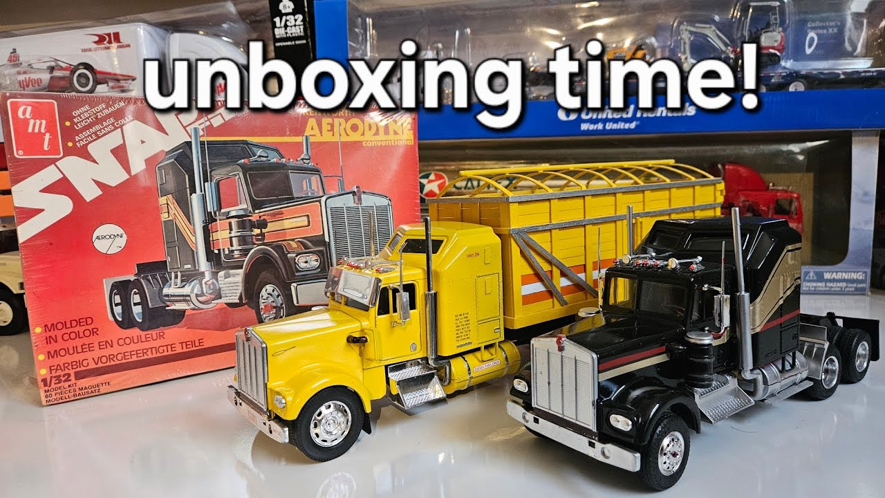 Unboxing time! 😃 Kenworth W900 AMT