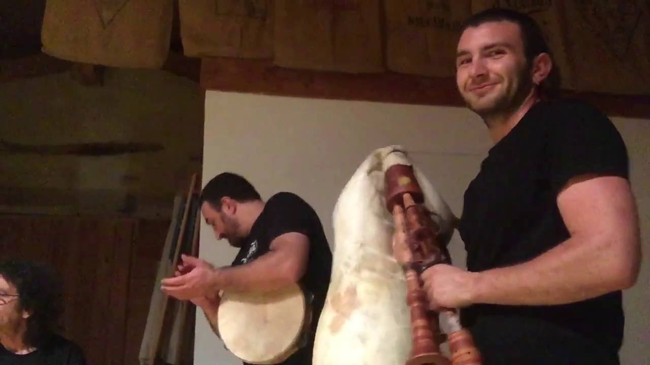 Suonatori di Alessandria del Carretto in Francia