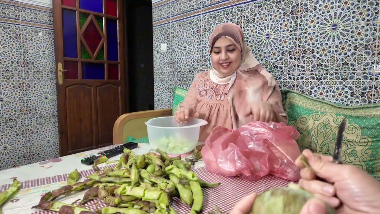 شيماء وعكوزتها مجمعات 🥰 وعلى الشقا مشمرات 🎉 وصهيب عليه متاويات 😱