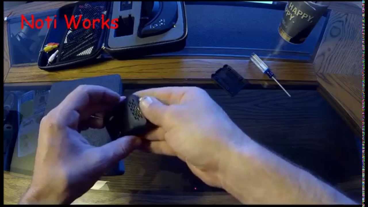 Let's take a look inside the SkyZone 3D Goggle Combo