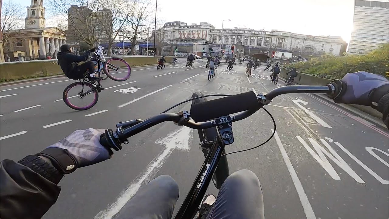 COLLECTIVE BIKES BIRTHDAY RIDE OUT!