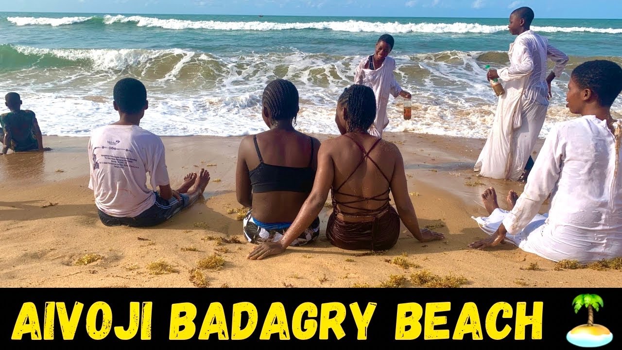 A PEACEFUL MORNING WALK AT AIVOJI BEACH🏖️ IN BADAGRY , LAGOS NIGERIA
