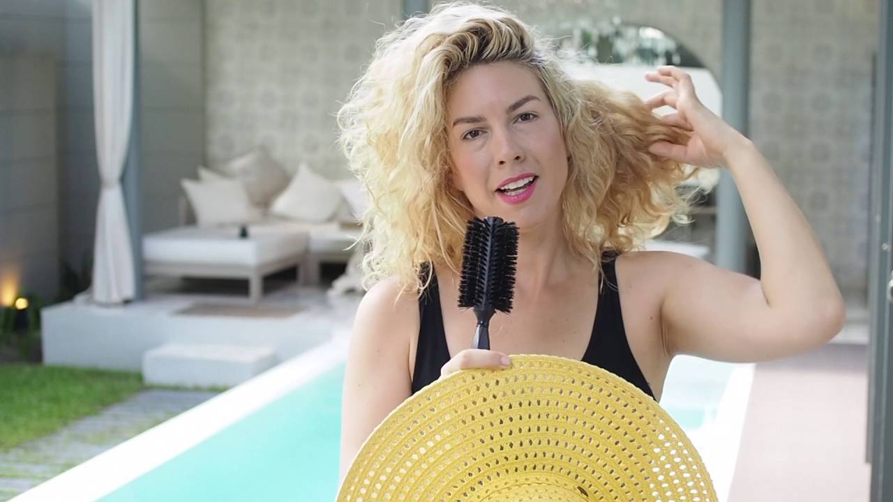How to avoid hat hair - my super quick trick!