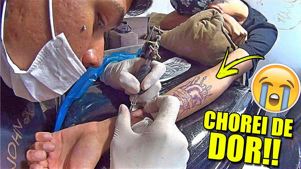 FIZ UMA TATUAGEM & SHOW DE HUNGRIA