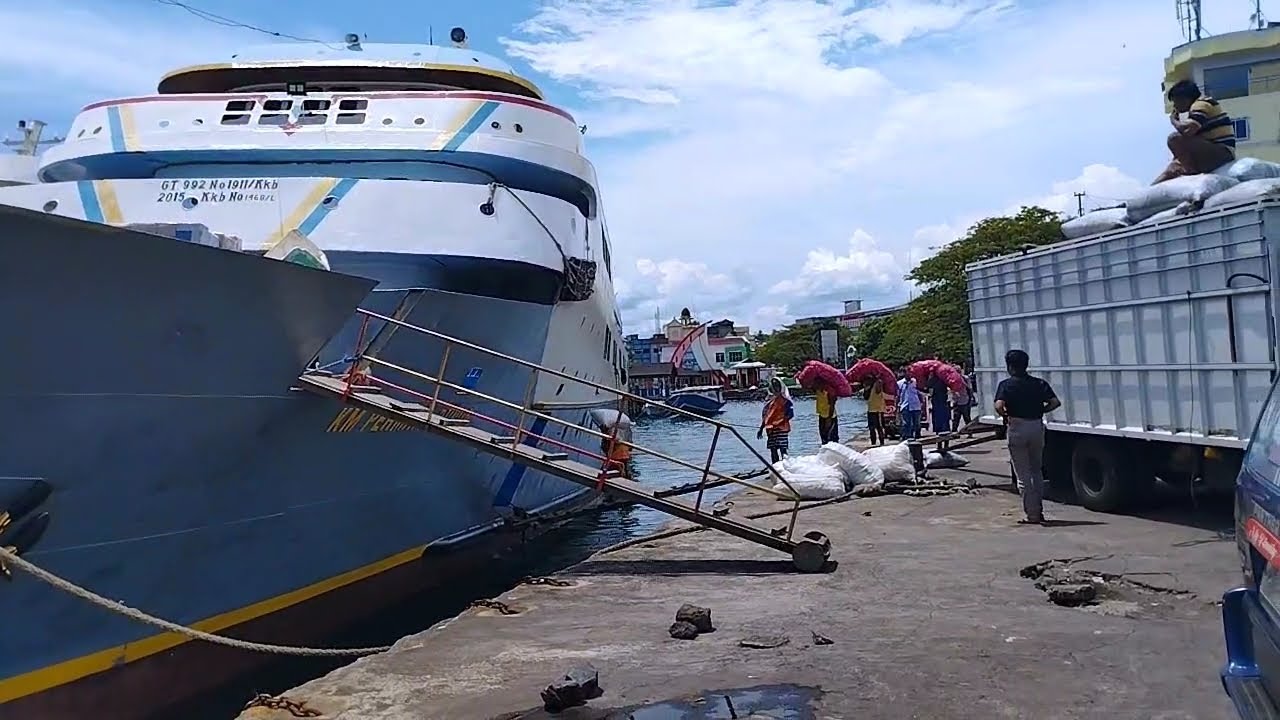 LIVE REPORT - Suasana terkini Pelabuhan Manado