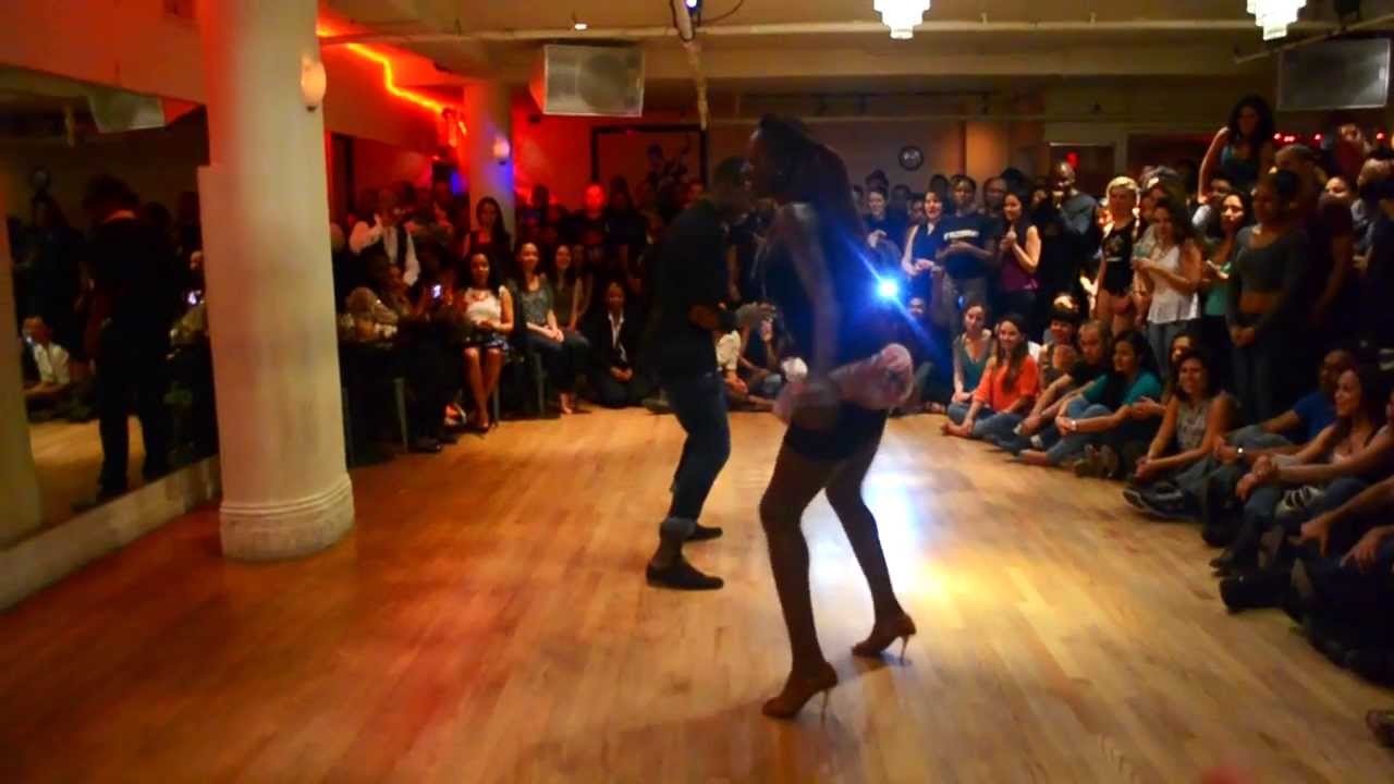 Puto Chinez & Efy - New York 2014  ( ♫  by Eduardo Paim - Esse Madie )