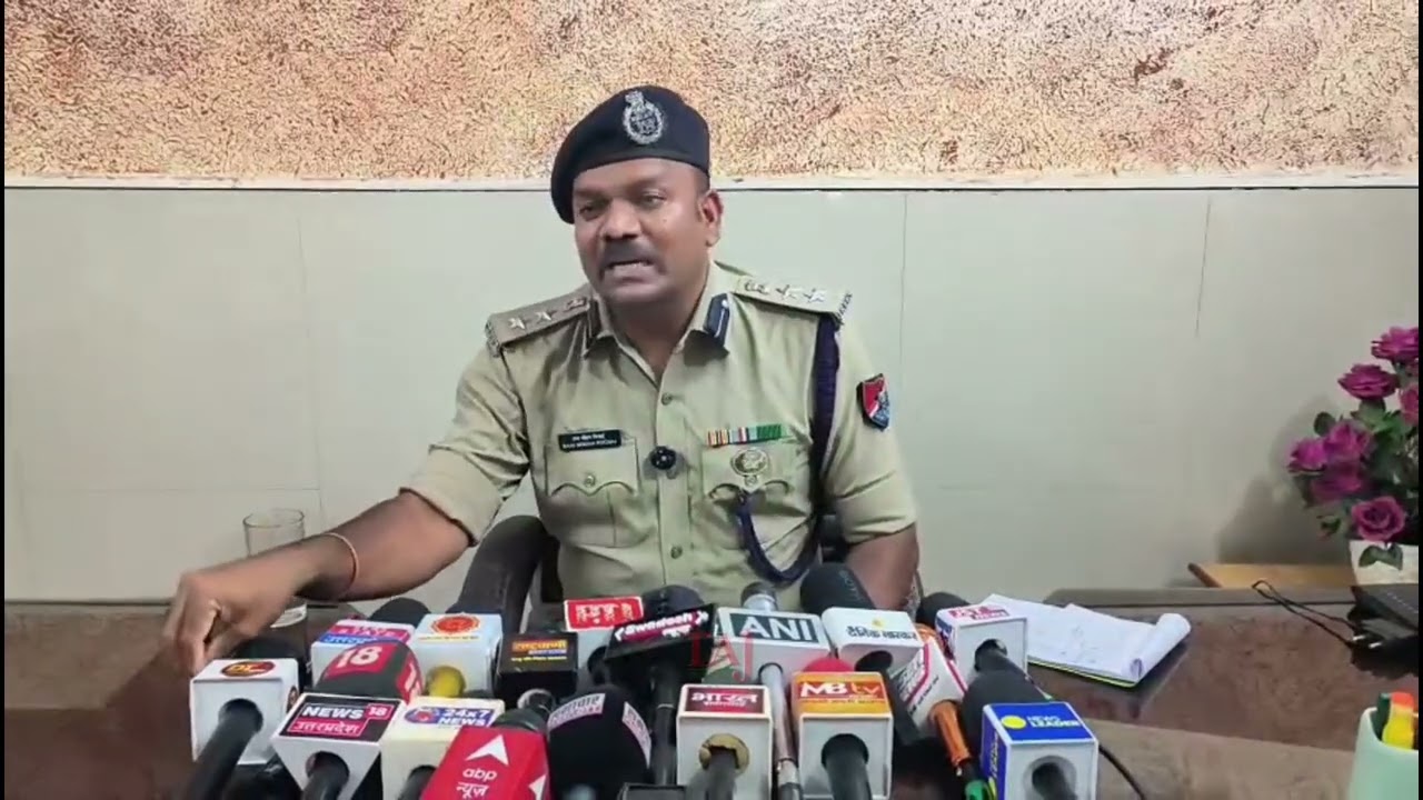 Agra Cantt Station Master Case | RPF Commandant Breaks Silence in Press Conference  Original Footage