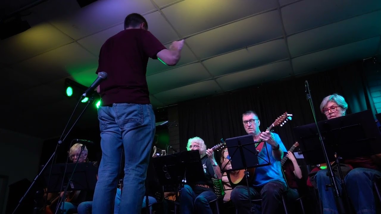 Afghan folk tune by 'Mandolins in Brisbane' group