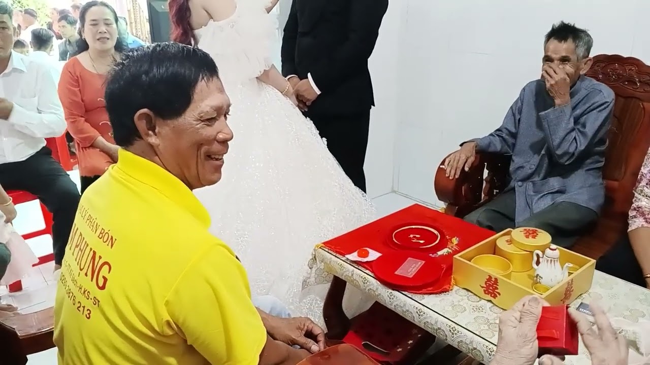 Đám cưới Thạch Trang