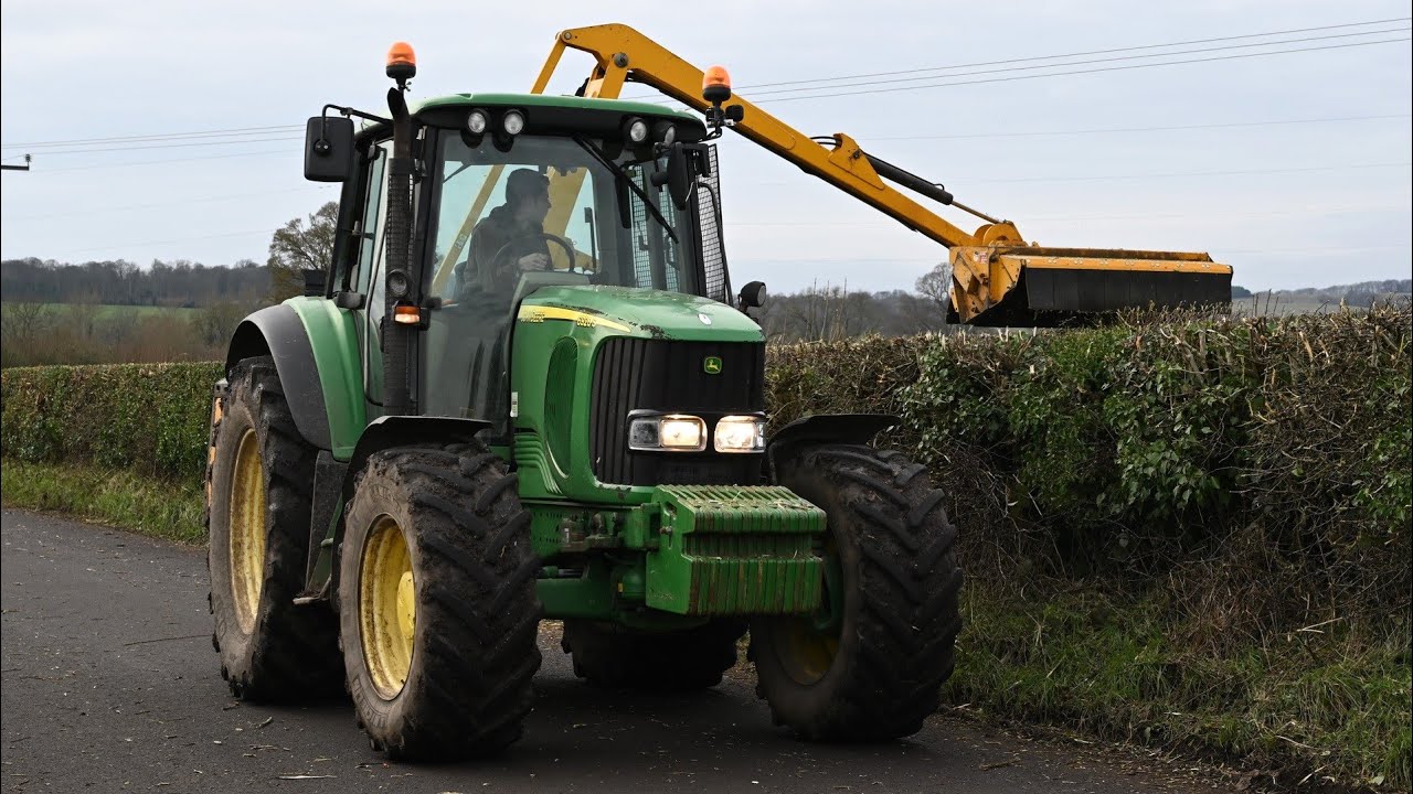 Hedge Cutting with John Deere 6920S and McConnel