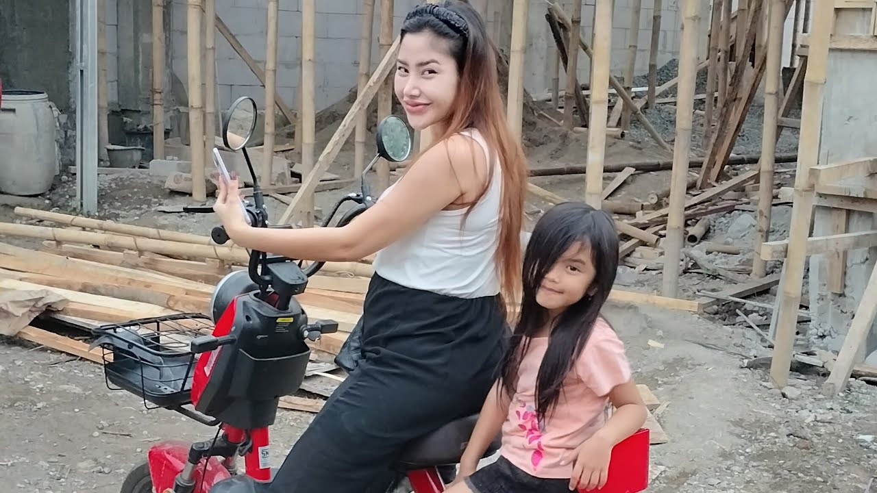 anik arnika kontrol proses pembangunan hunian barunya😍
