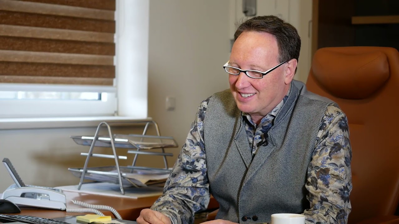 Mike MONCSEK trifft   den Unternehmer Dirk Zobel vor Ort in Rochlitz