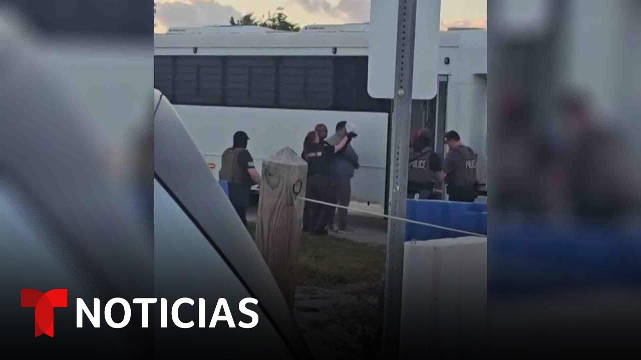 Hay mucho miedo entre conductores de Uber y Lyft tras redada de ICE en Florida | Noticias Telemundo