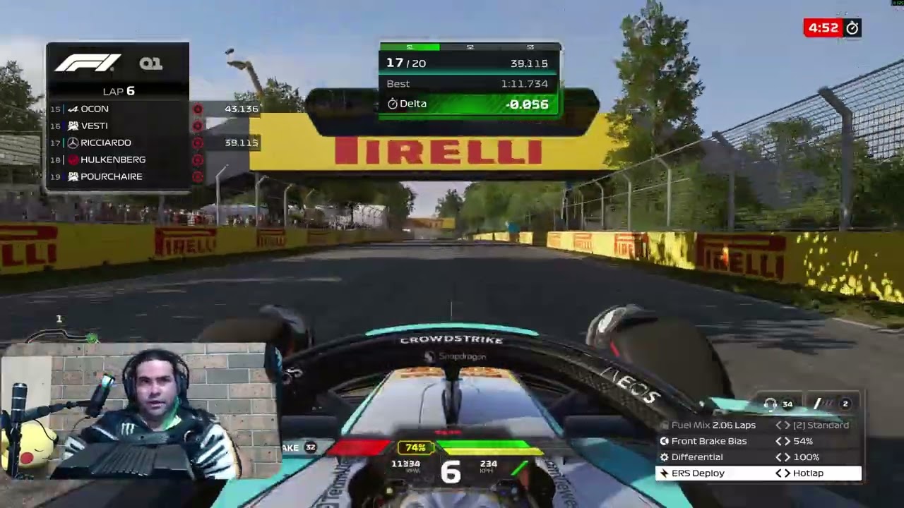 qualii two teeths behide george russell team mate