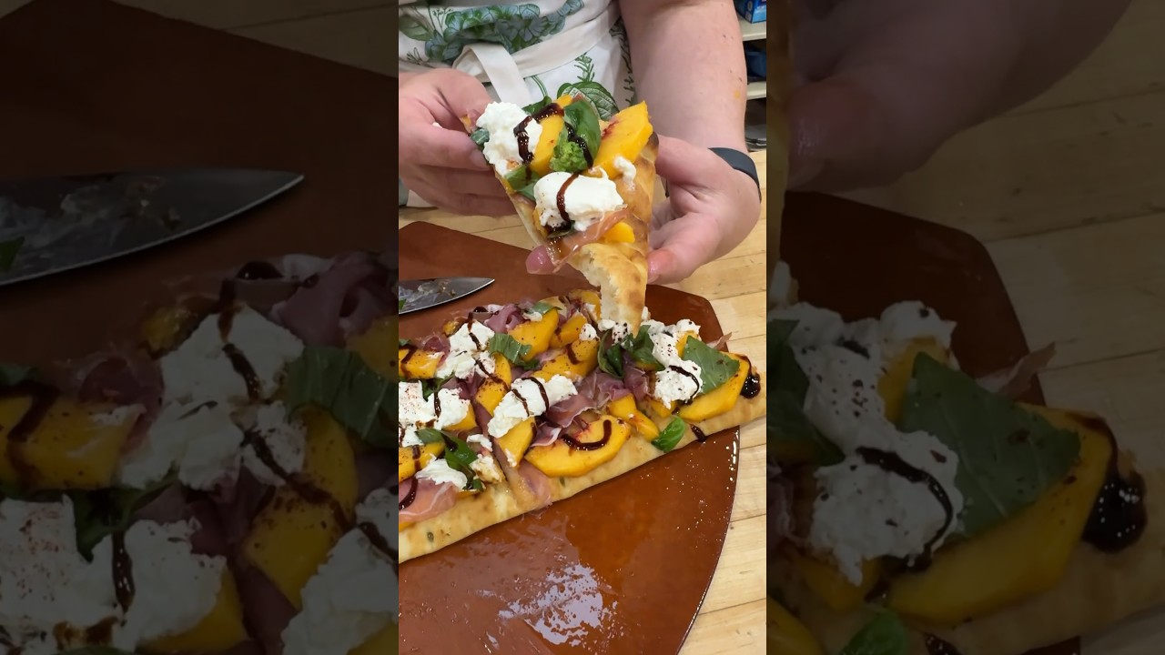 Prosciutto Peach Flatbread Pizza!
