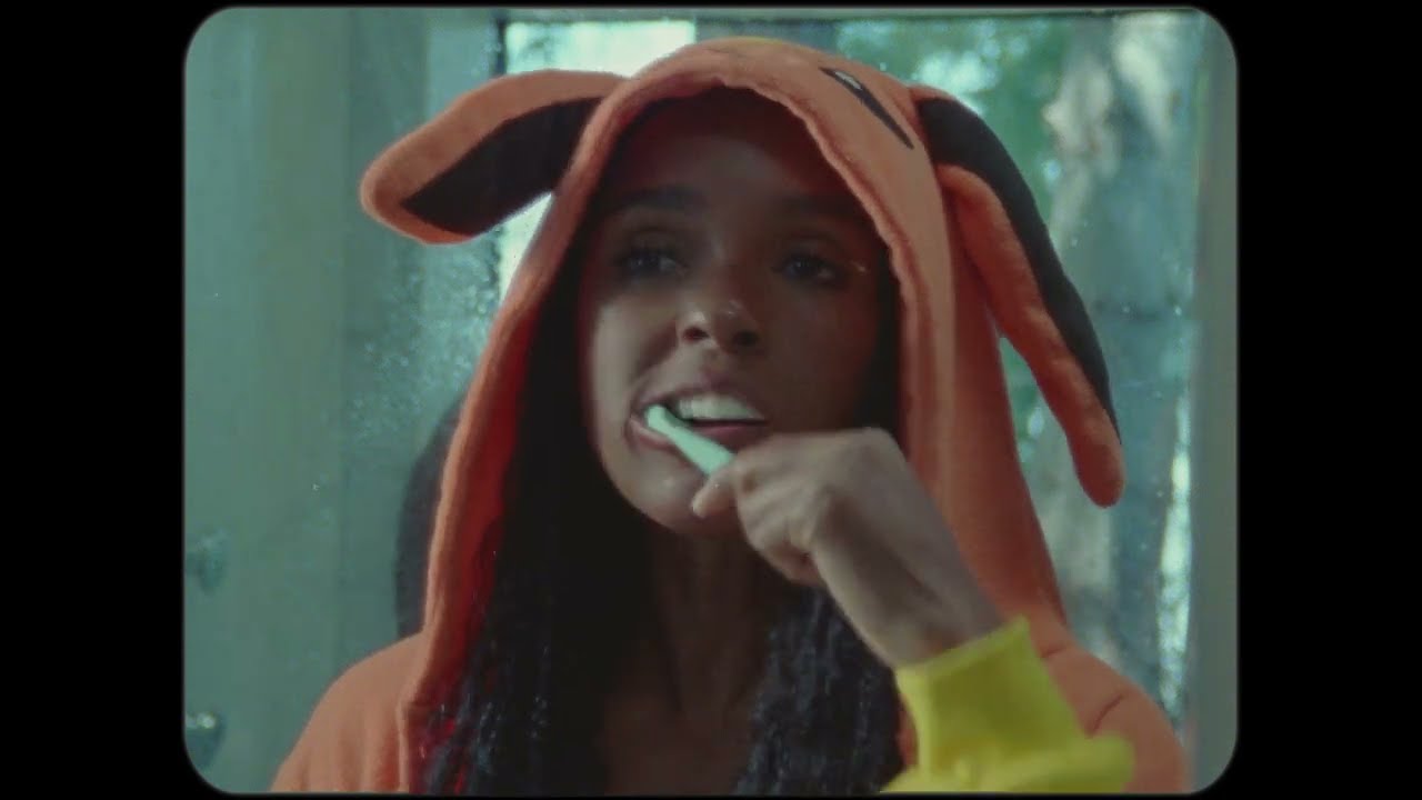 Janelle Mon&aacute;e - Lipstick Lover (CLEAN) [Official Music Video]