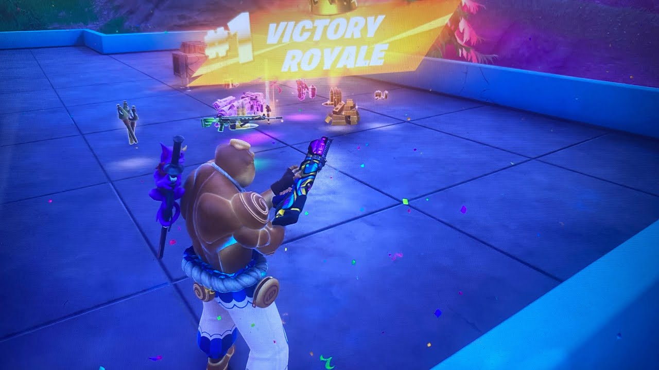 Fortnite Victory Royale bakers time sniper go crazy.