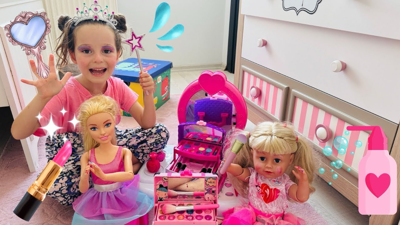 Barbie Videosu!Ada ile Makyaj Bebek Evcilik!Oyuncak Bebek,Barbie Makyaj Video Kız Oyunu