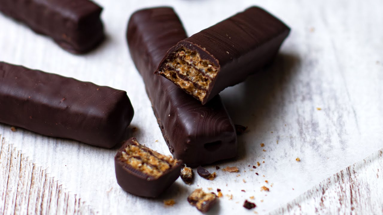 KIT KAT