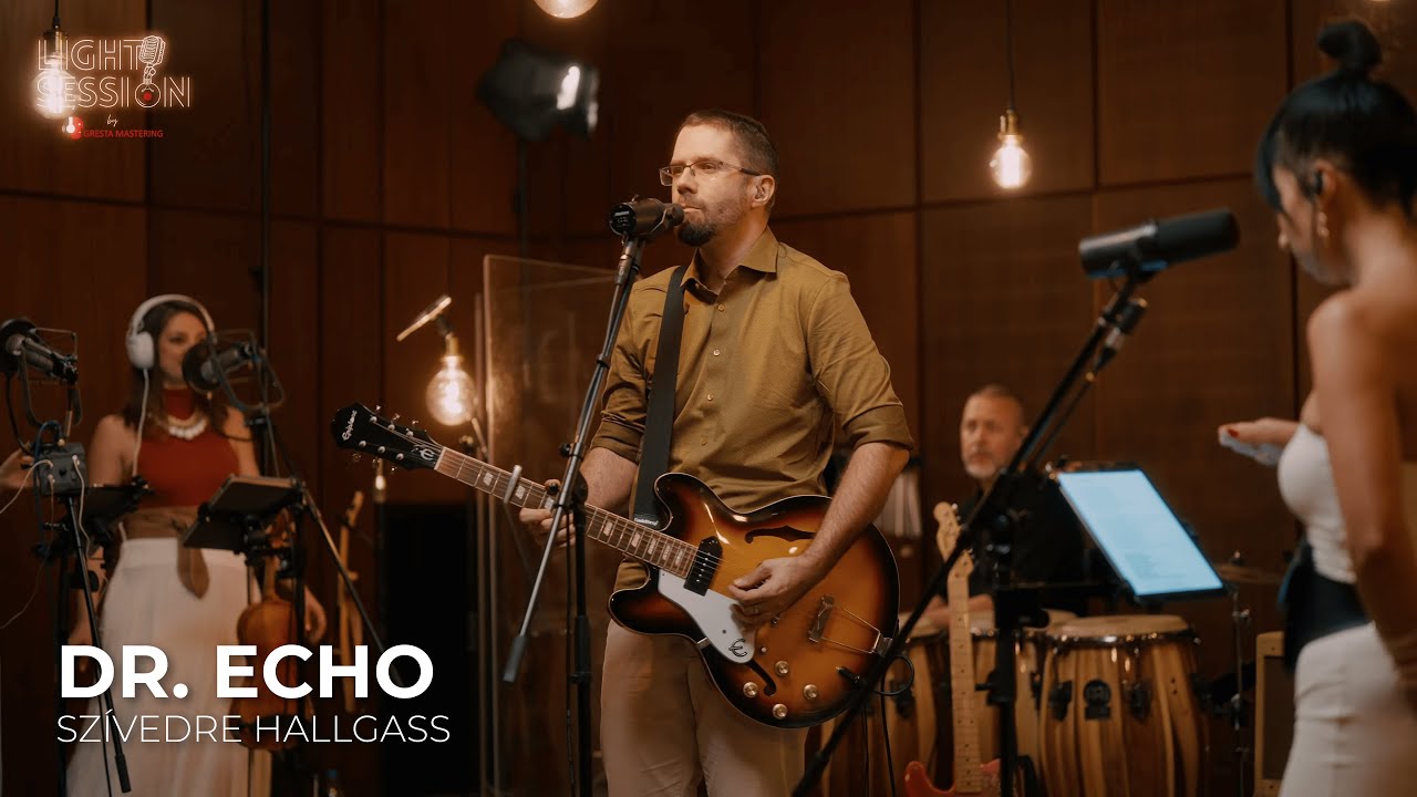 Dr. Echo  - Sz&iacute;vedre hallgass (Live from Light Session)