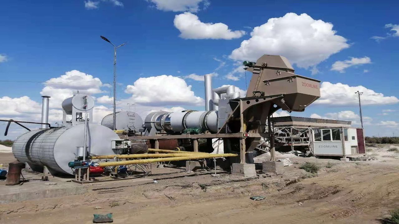 40TPH Mobile Drum Mix Asphalt Mixing Plant at Work in Kazakhstan