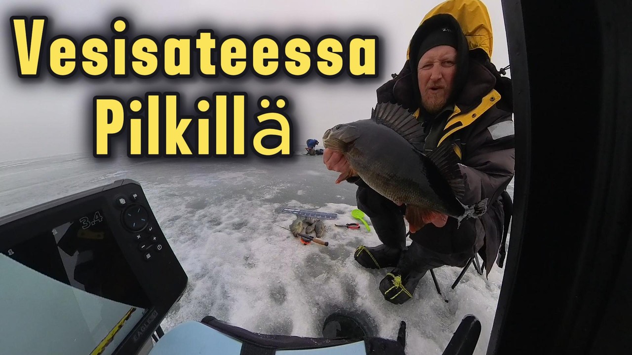 Vesisateessa pilkillä Saimaalla (Kauden Suurin)