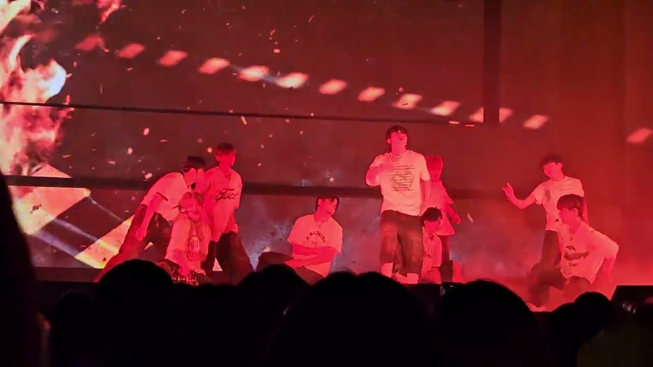 Xikers performing Geek @fanmeeting 240526