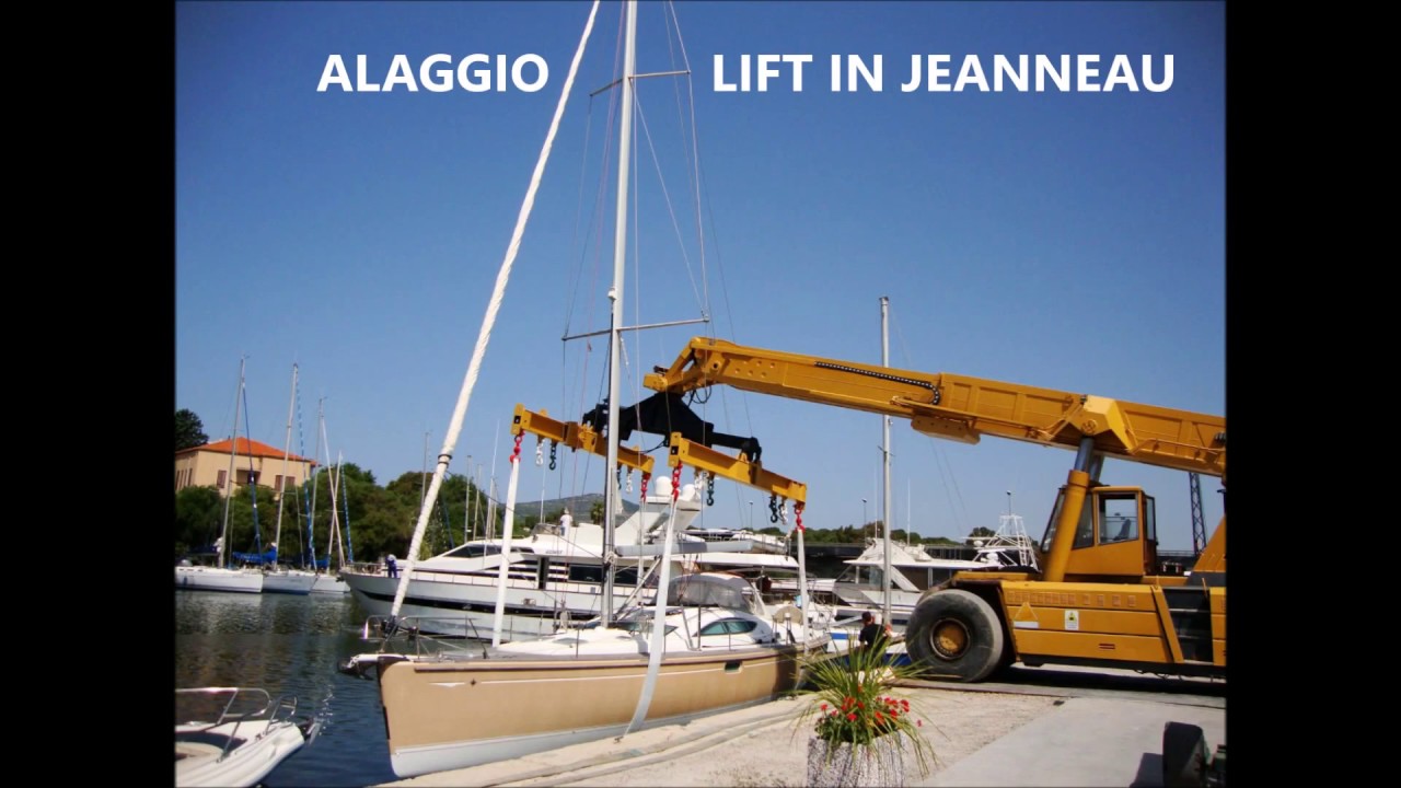 BASE NAUTICA USAI ORMEGGI E CANTIERE NAVALE SARDEGNA MOORINGS AND SHIPYARD SARDINIA