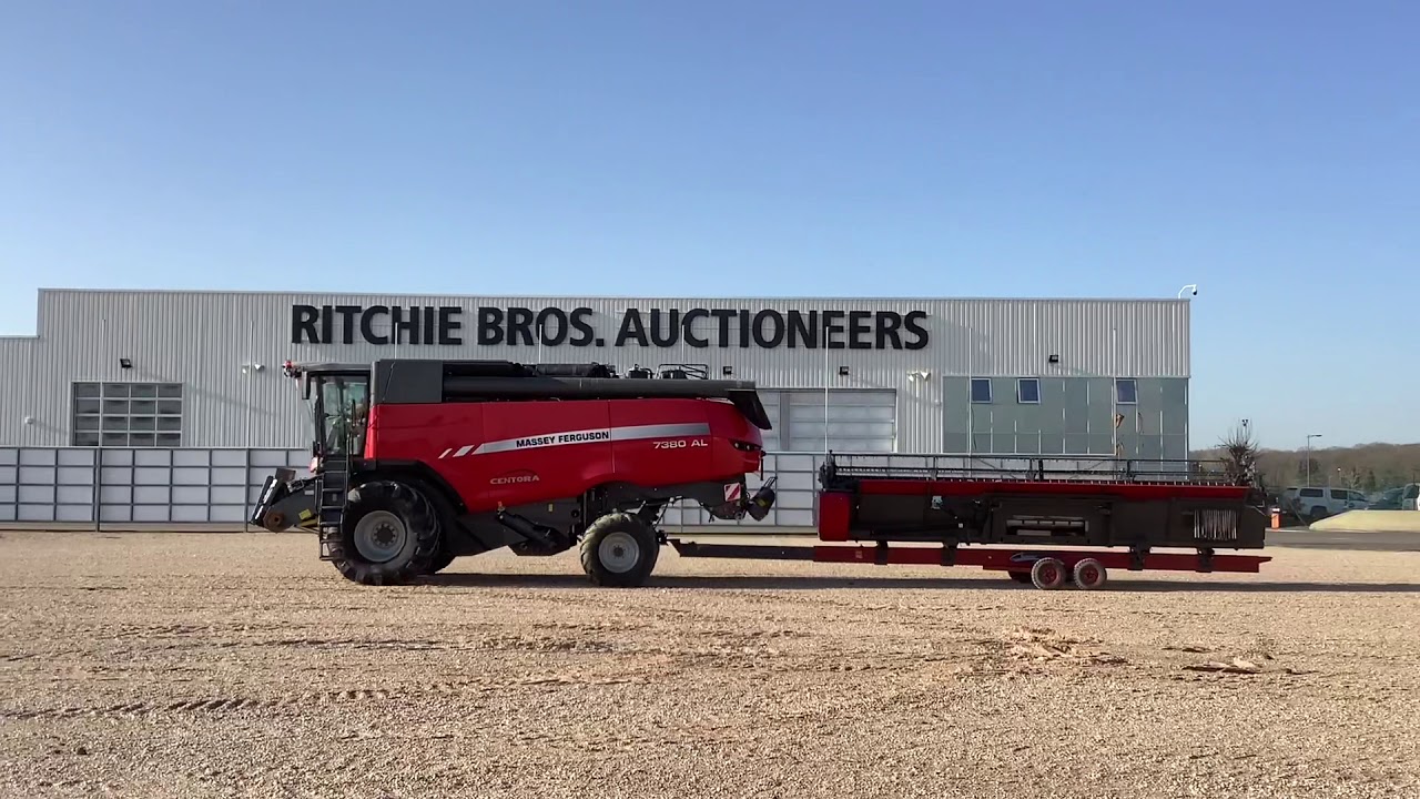 2015 Massey Ferguson Centora 7380 AL I St Aubin, France Auction - 3 March