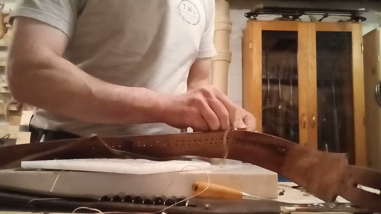 making tapered western gun belts ( part 7)( lacing the bullet loops )