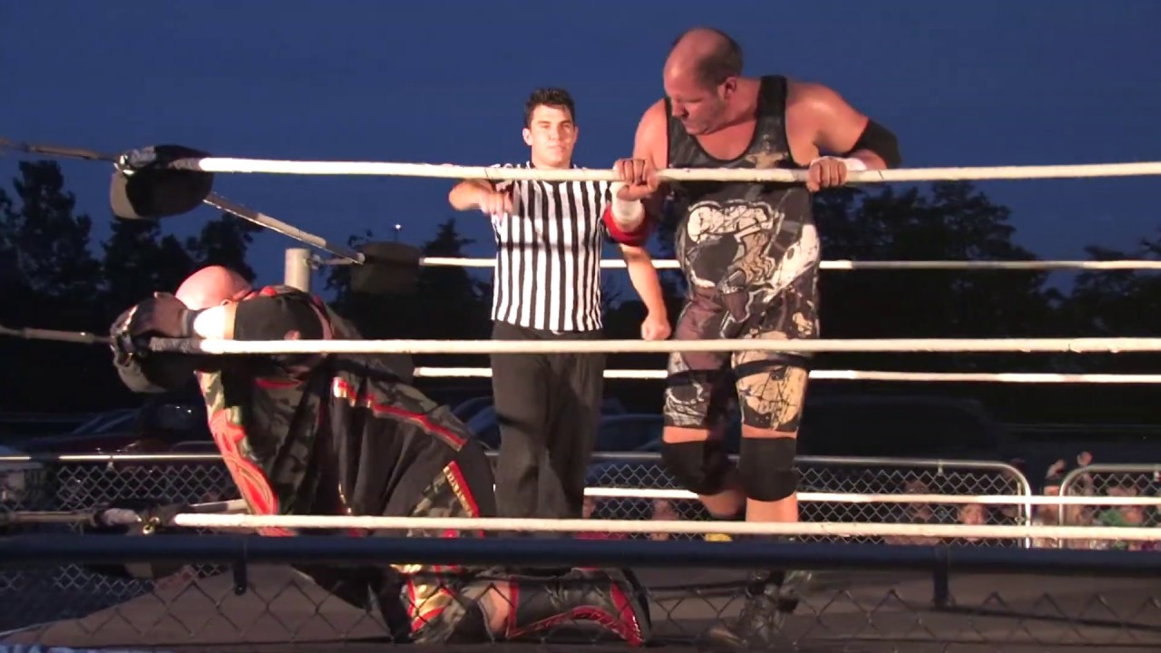 Sherman Tank VS  Sam Bass