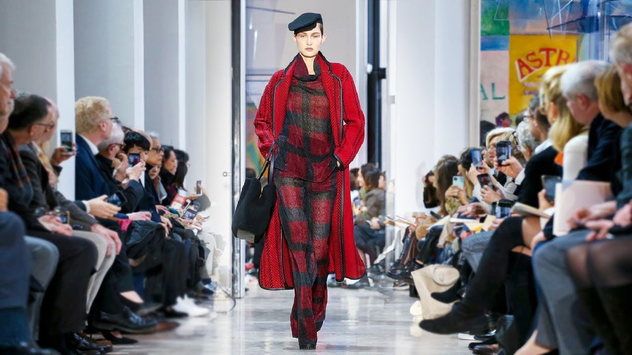 Akris | Fall/Winter 2020/21 | Paris Fashion Week