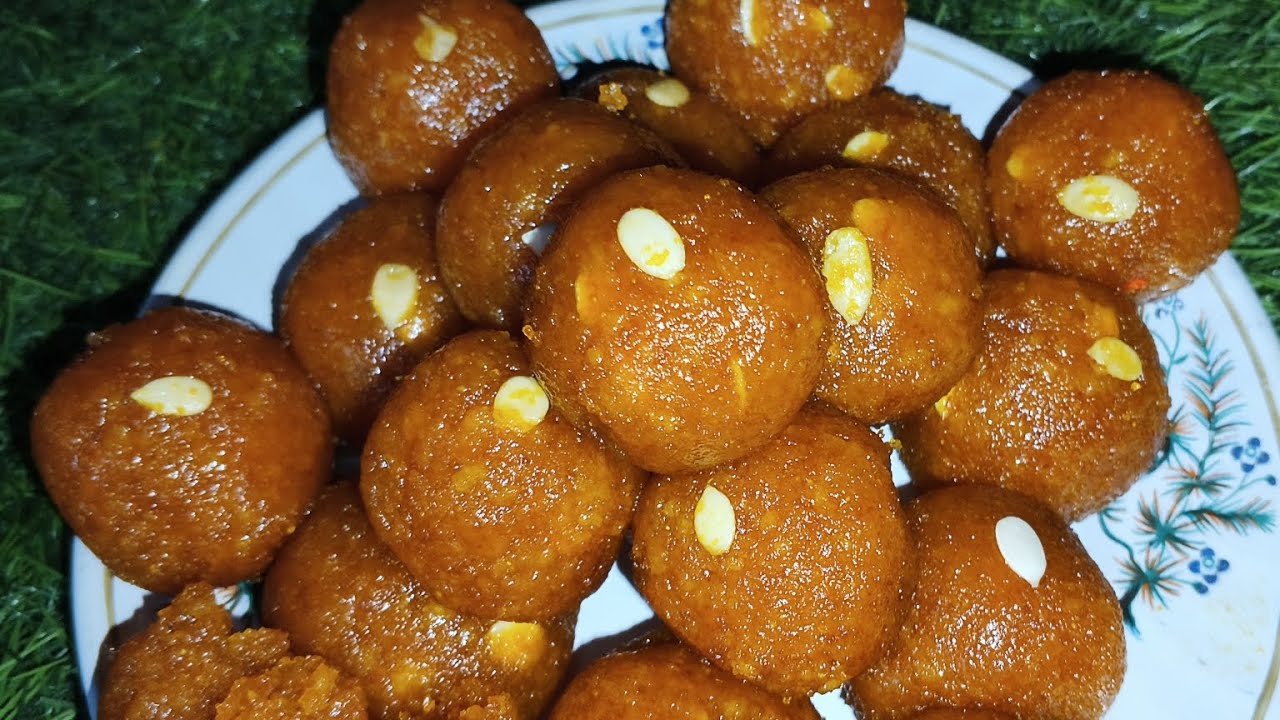 সহজেই তৈরি করুন সুজির লাড্ডু। Sujir laddu recipe #subscribe