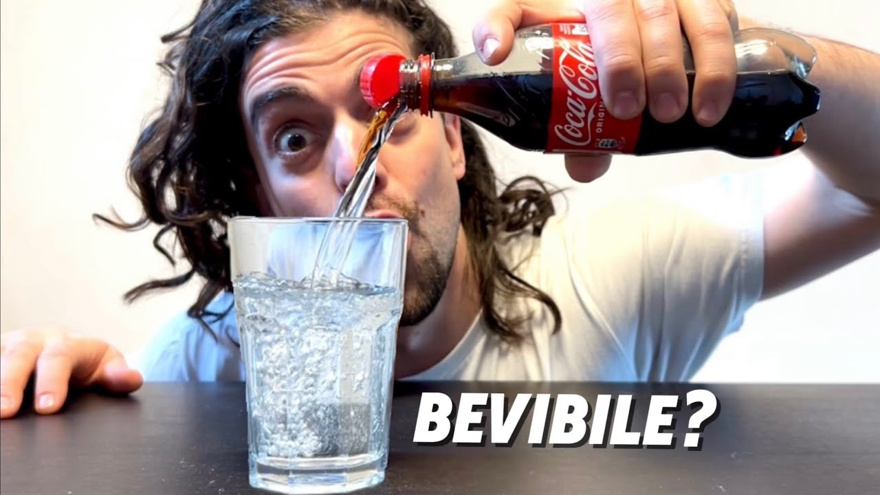 Ho reso la COCA-COLA TRASPARENTE (ma senza candeggina)