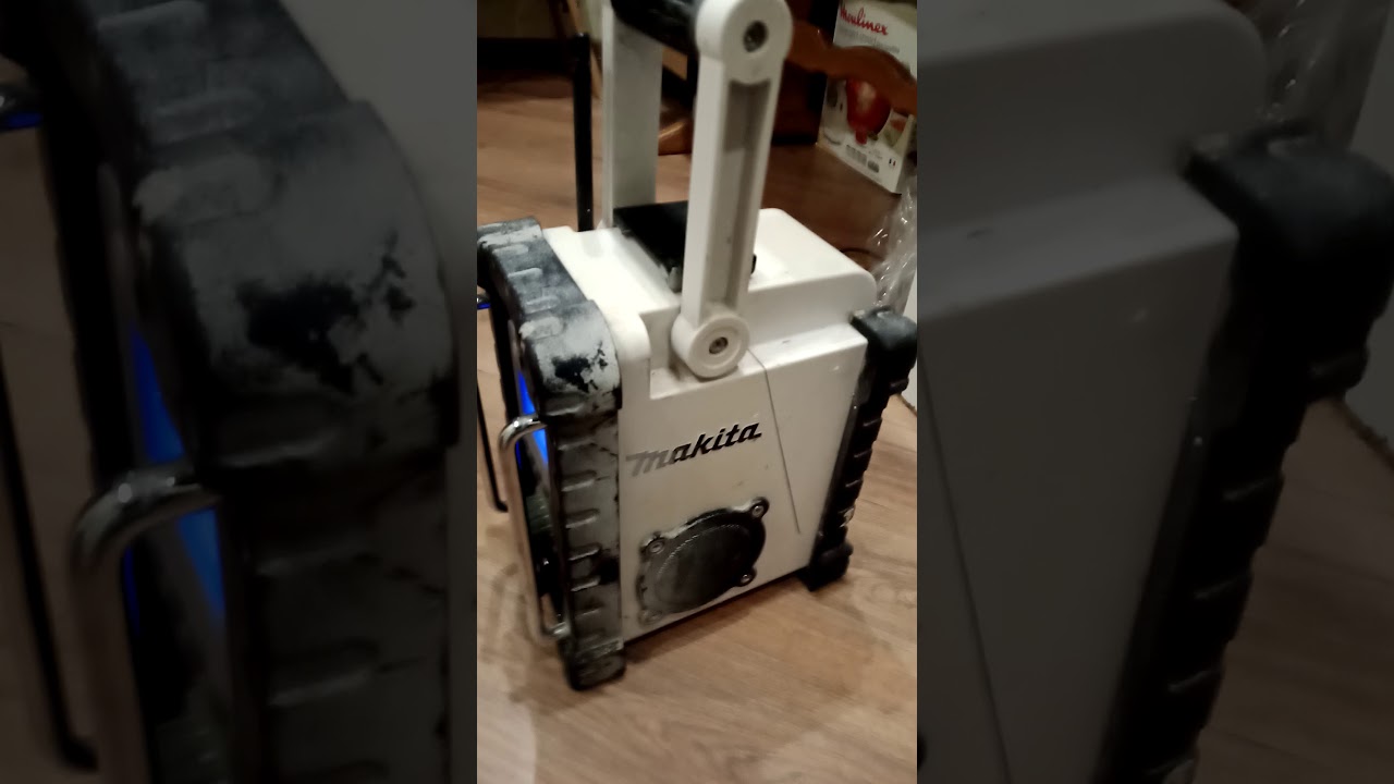 Радио Makita DMR114