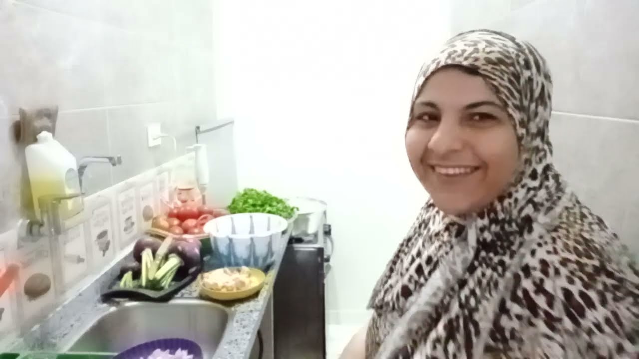 السلام عليكم ورحمه الله وبركاته كل سنه وانتم طيبين كل اخواتي وحبايبي اشتركوا في♥️بالله عليكم 👍🔔