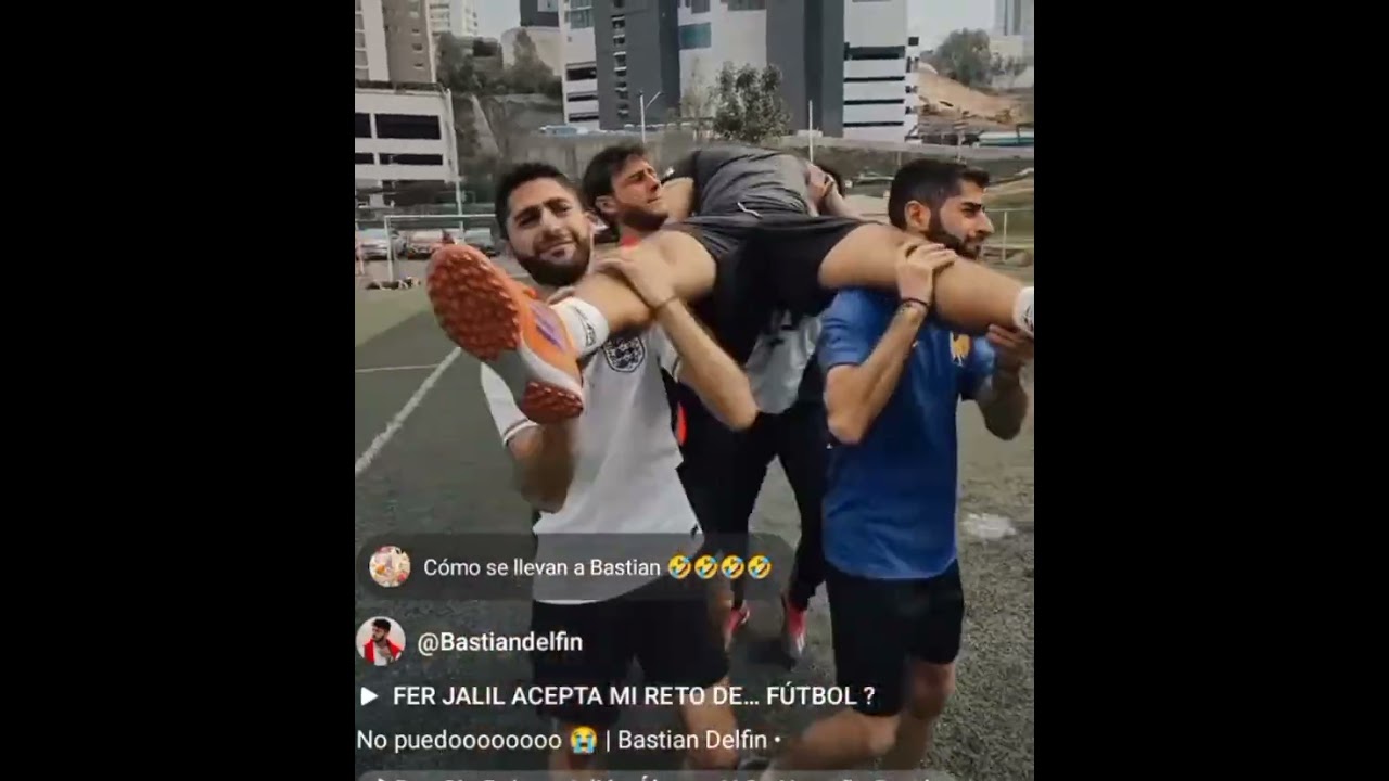 Todas las veces que Bastián pone la canción de un reí sin reina y otras 