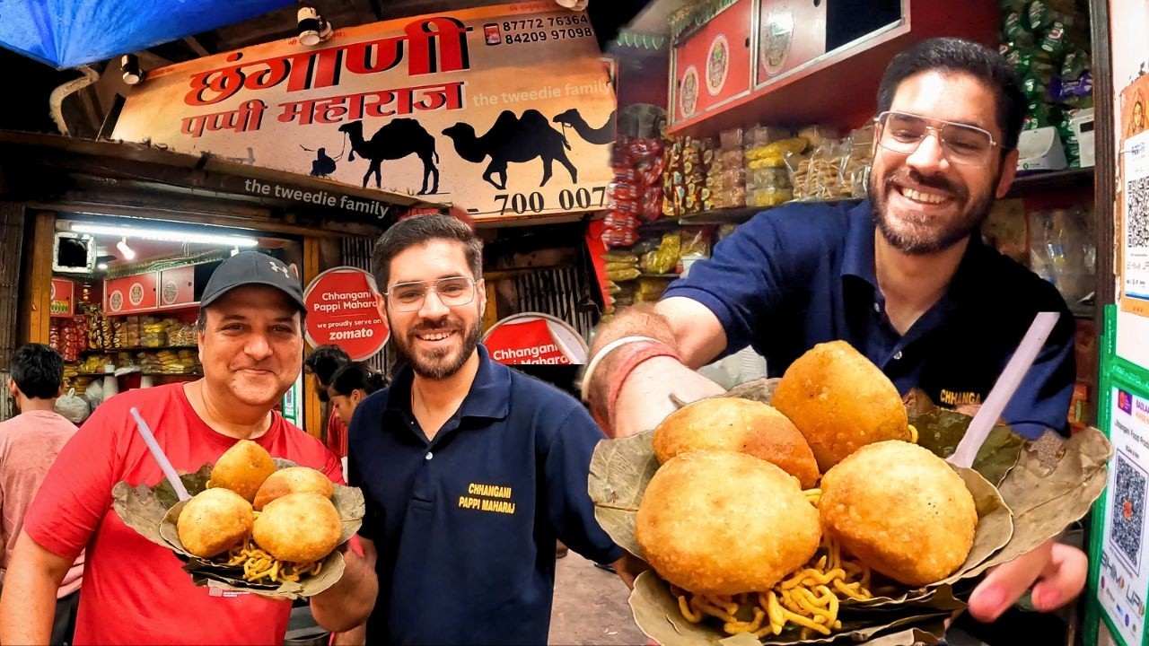 Kolkata’s Most Viral Club Kachori and Aloo Sabji at the legendary Chhangani Pappi Maharaj