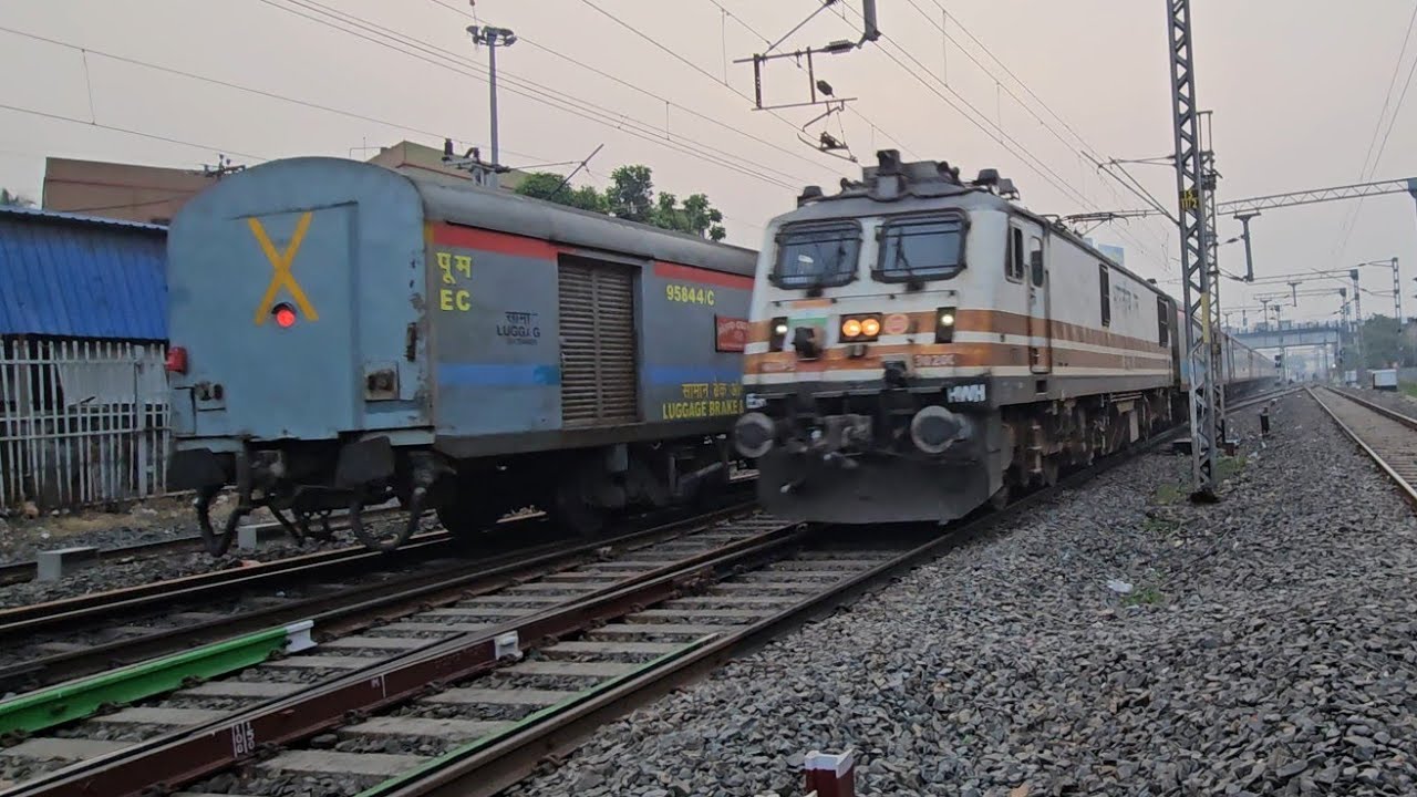 Morning & Night Action || Howrah SF, Ranchi Shatabdi, Netaji, Uttarbanga, Sahid Express & More